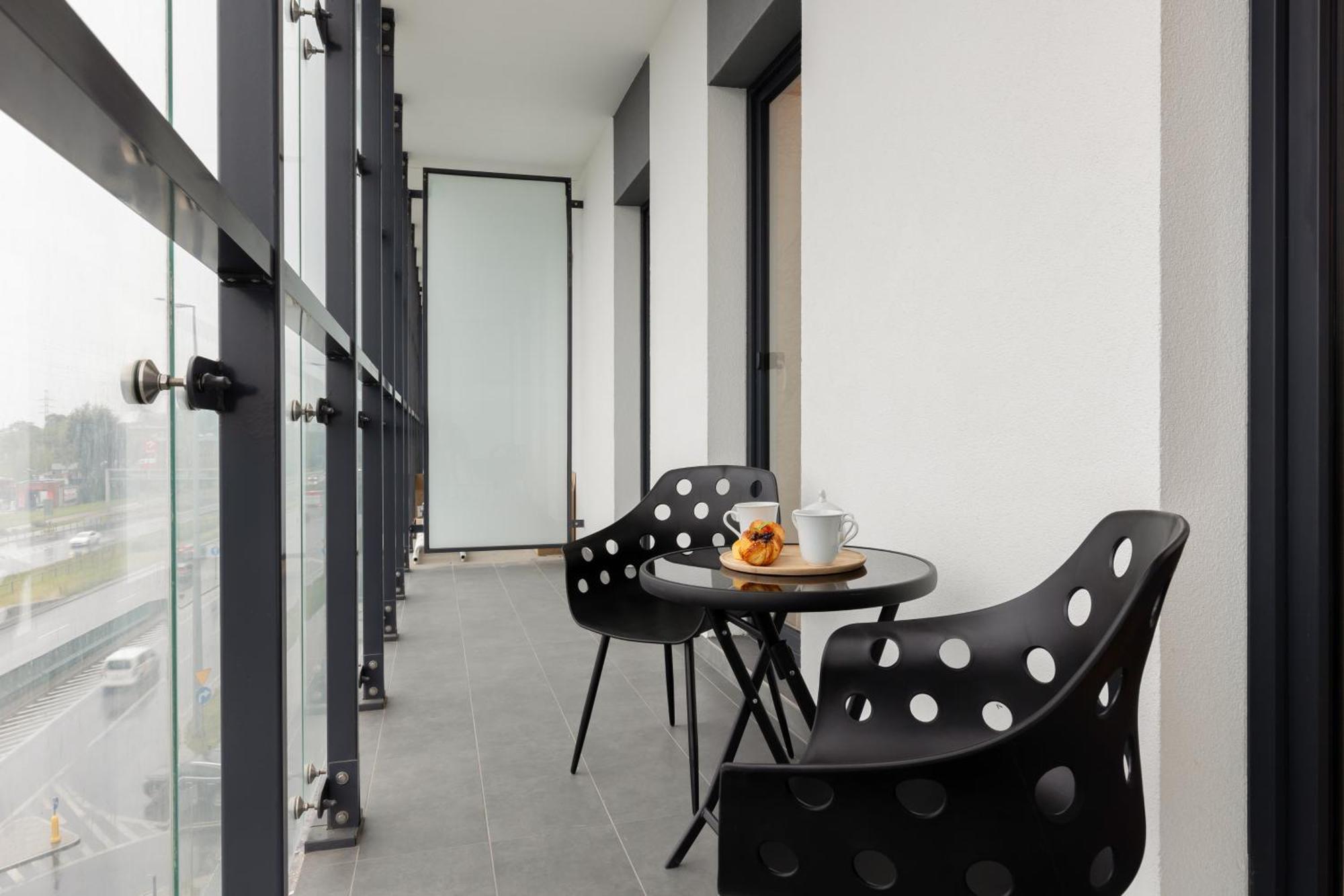 Exceptional Business Apartments By Noclegi Renters Warsaw Exterior photo